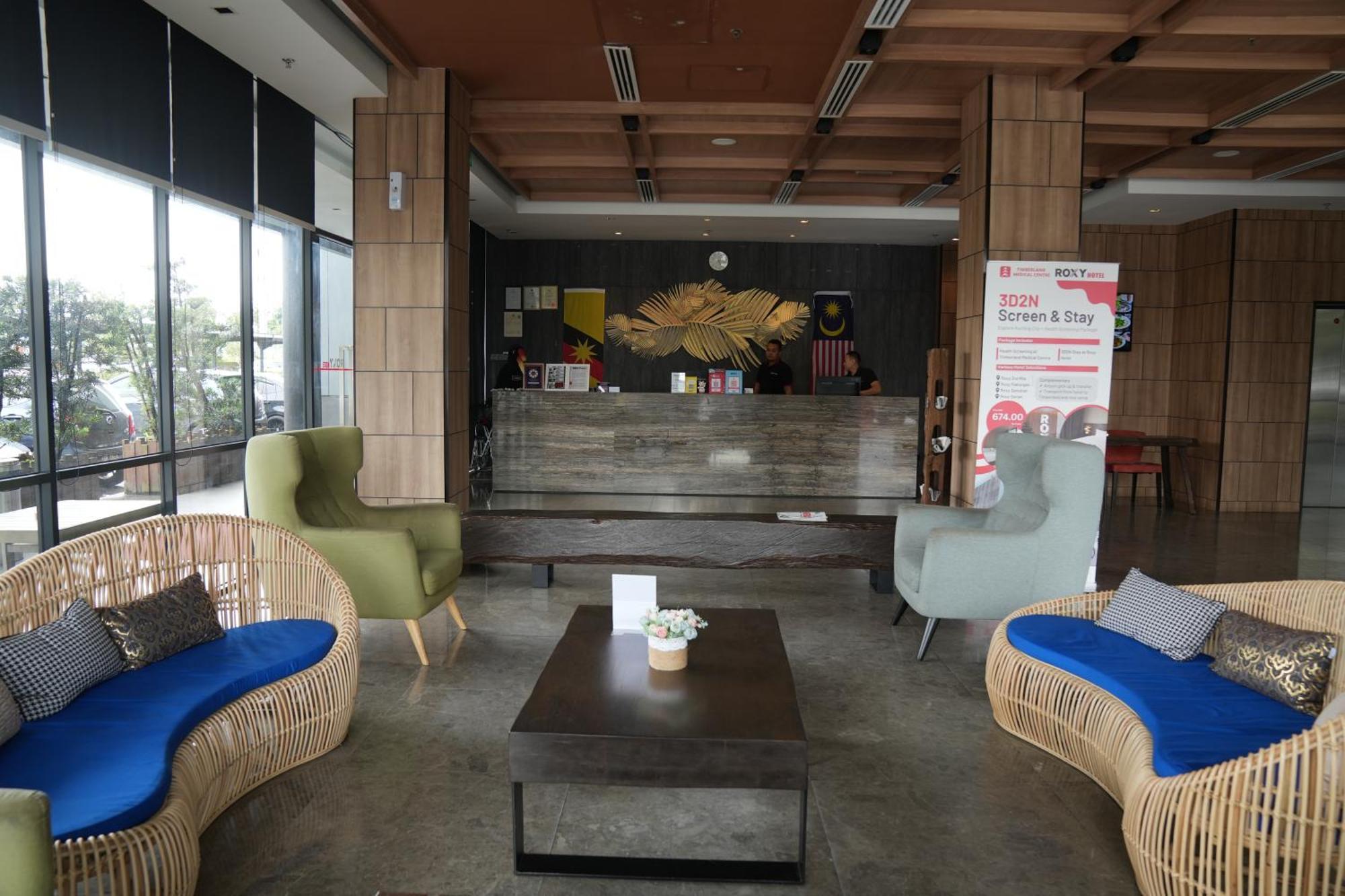 Roxy Hotel & Apartments Kuching Exterior photo