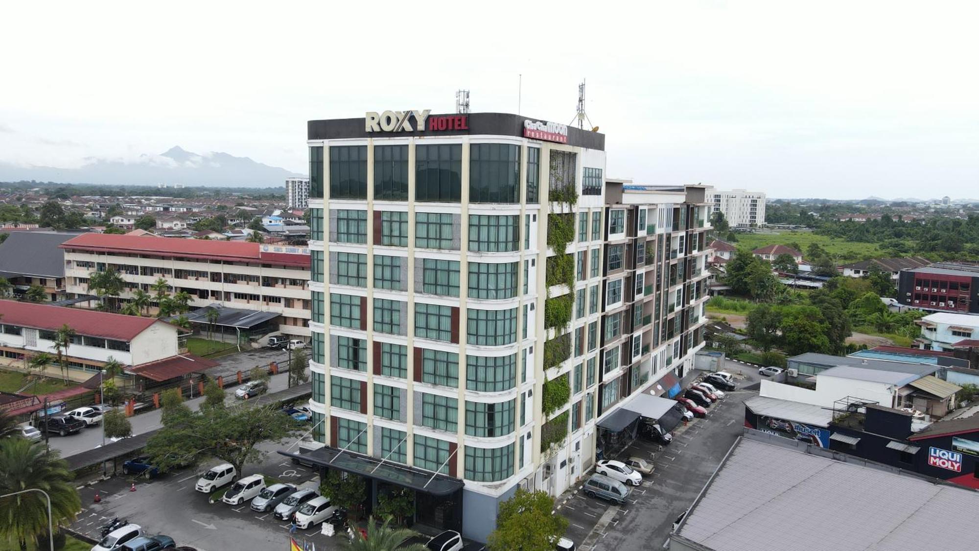 Roxy Hotel & Apartments Kuching Exterior photo