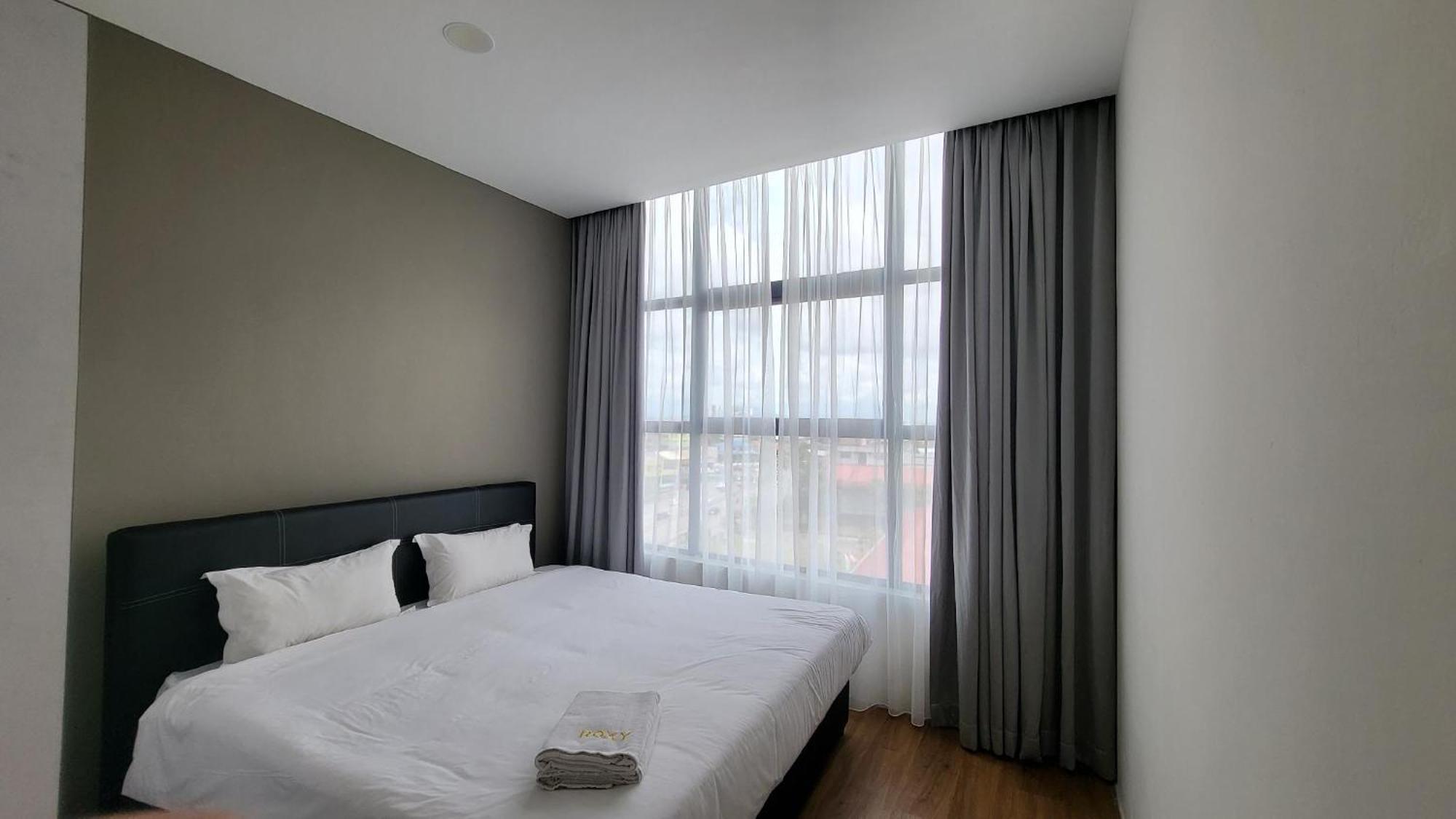 Roxy Hotel & Apartments Kuching Exterior photo