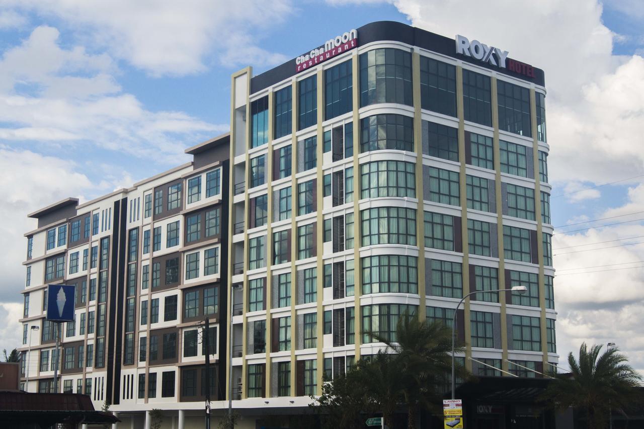 Roxy Hotel & Apartments Kuching Exterior photo